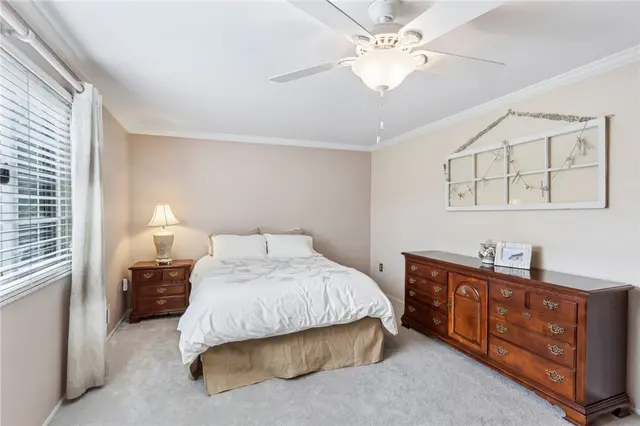 109 Forest Edge Drive gallery image 43