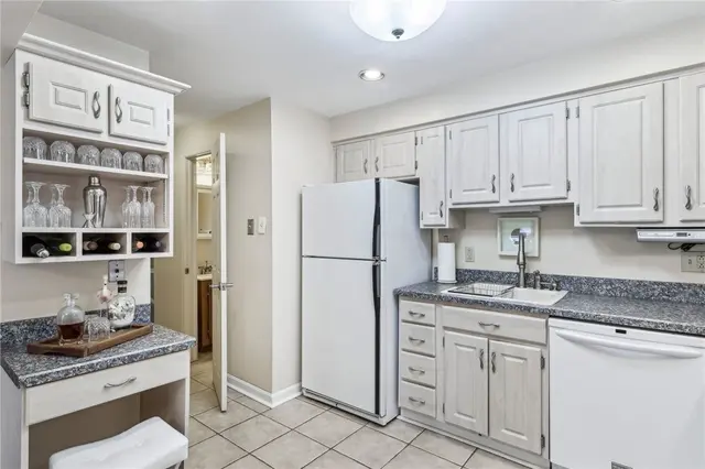109 Forest Edge Drive gallery image 44