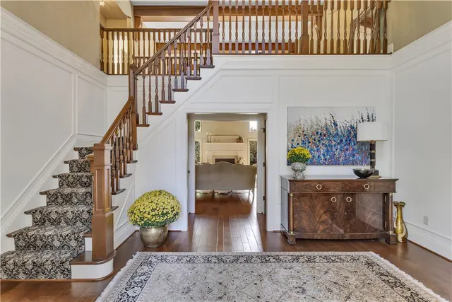 109 Lakeland Dr gallery image 22