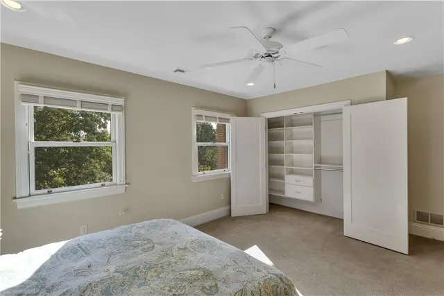 109 Lakeland Dr gallery image 39