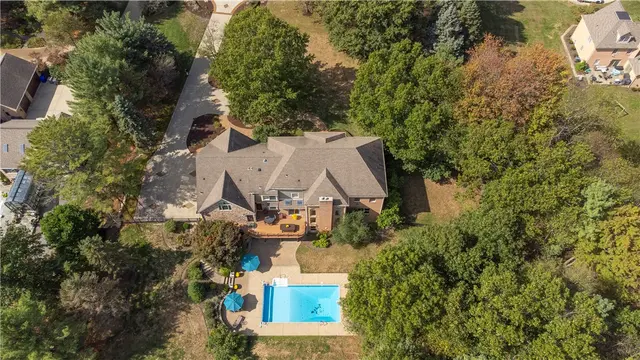 109 Lakeland Dr gallery image 49