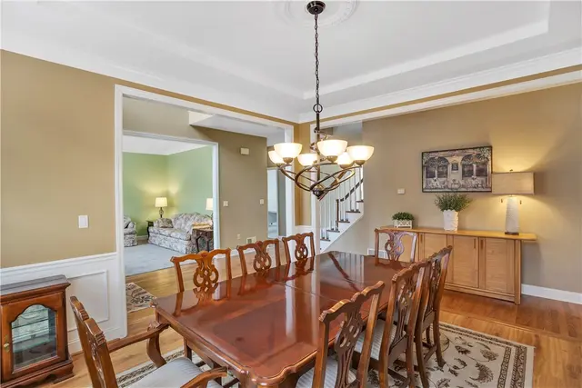 109 Oakview Dr gallery image 8