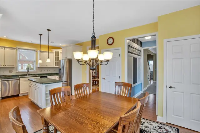 109 Oakview Dr gallery image 17