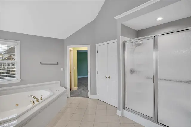 109 Oakview Dr gallery image 30