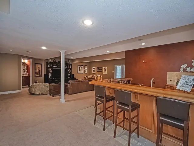 109 Ontario Court gallery image 36