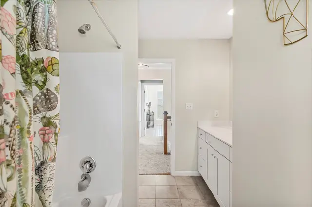 109 Overbrook Dr gallery image 3