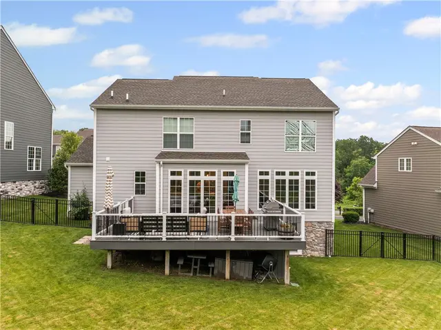 109 Overbrook Dr gallery image 28