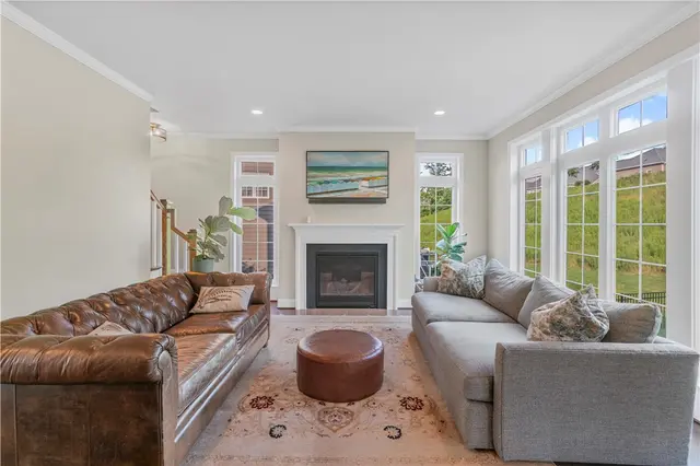 109 Overbrook Dr gallery image 29