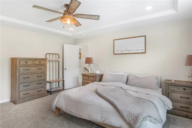 109 Overbrook Dr gallery image 31