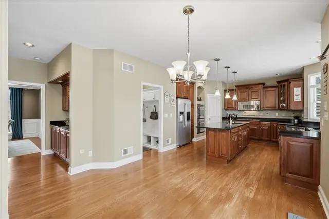 109 Rabold Dr gallery image 7