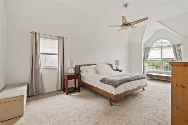 109 Radcliff Dr gallery image 28