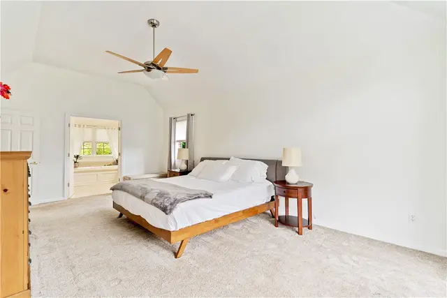 109 Radcliff Dr gallery image 32
