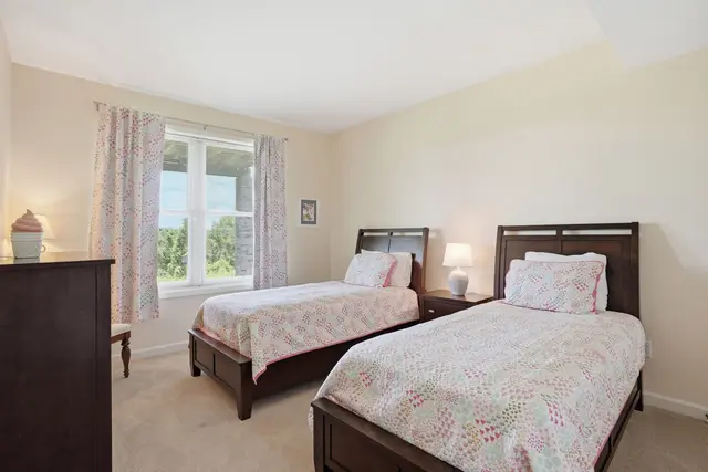 109 Sebago Lake DRIVE gallery image 16