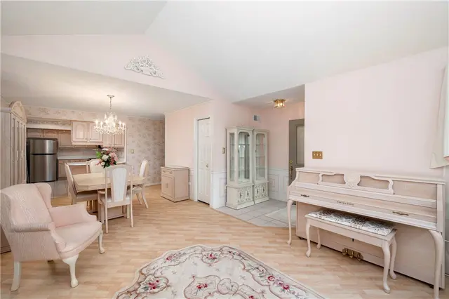 109 Steeplechase Circle gallery image 28