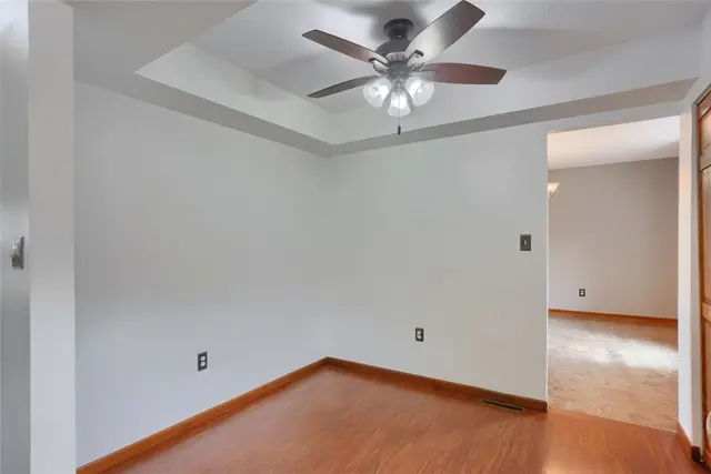109 Woodbine Drive gallery image 9