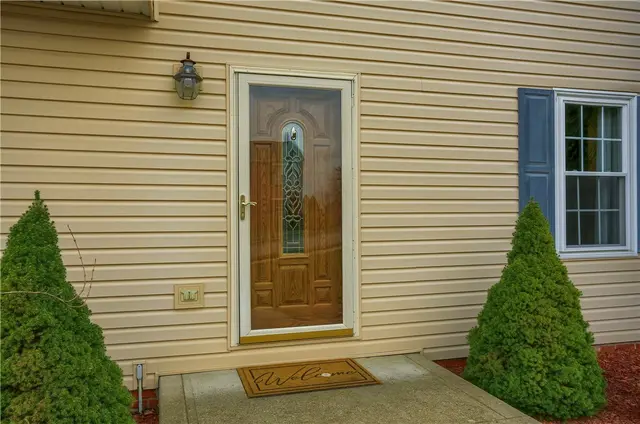 109 Woodbine Drive gallery image 13