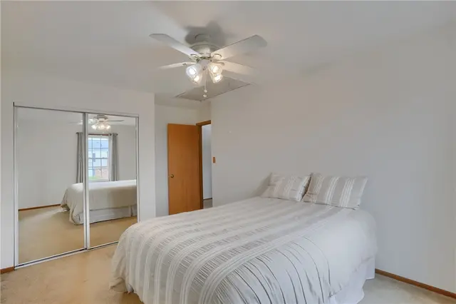 109 Woodbine Drive gallery image 33