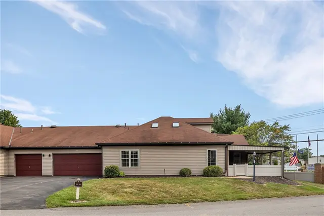 11 Ashford Dr