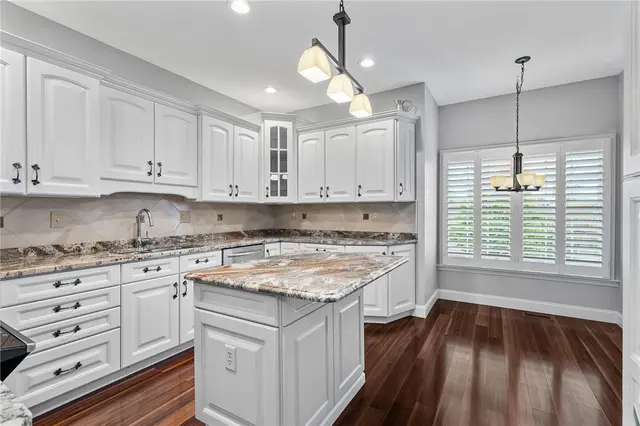 110 Aspen Ln gallery image 7