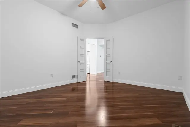 110 Aspen Ln gallery image 18