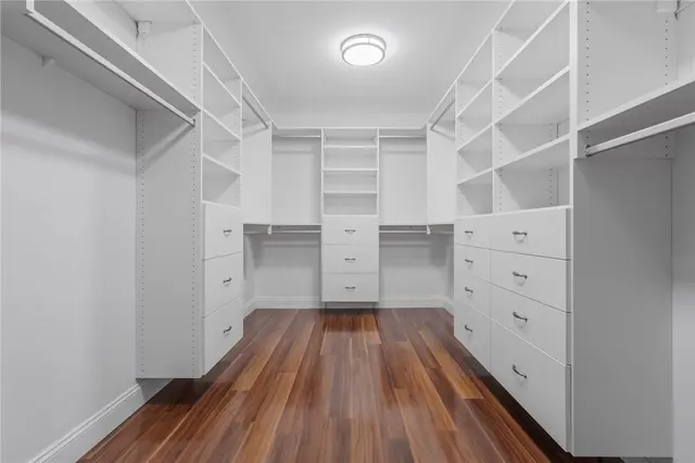 110 Aspen Ln gallery image 33