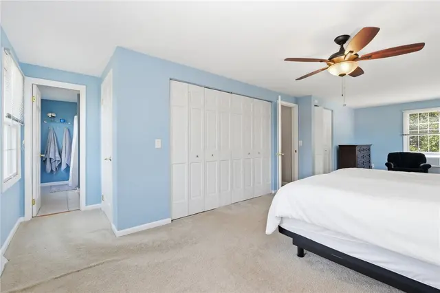 110 Cherrington Dr gallery image 33