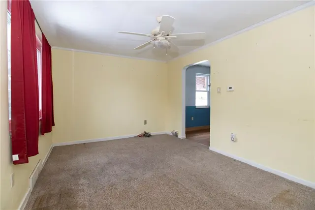 110 Idaway Dr gallery image 4