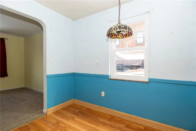110 Idaway Dr gallery image 14