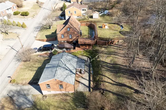 110 Idaway Dr gallery image 42