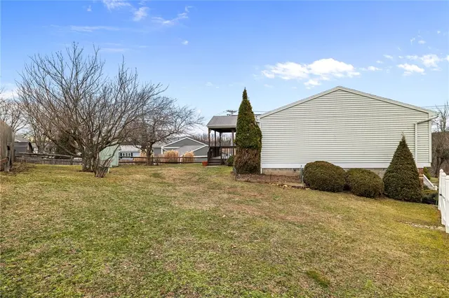 110 Lager Dr gallery image 32