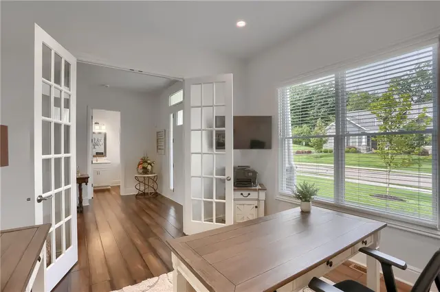 110 Miller Drive gallery image 8