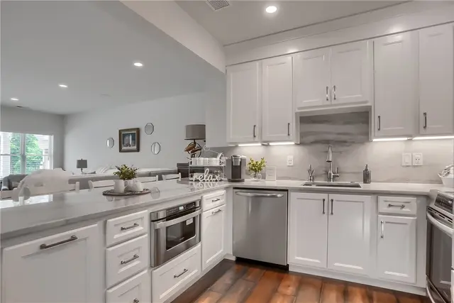 110 Miller Drive gallery image 9