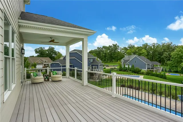 110 Miller Drive gallery image 10