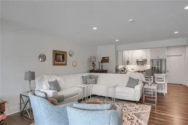 110 Miller Drive gallery image 17