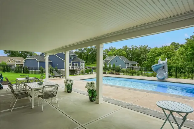 110 Miller Drive gallery image 33