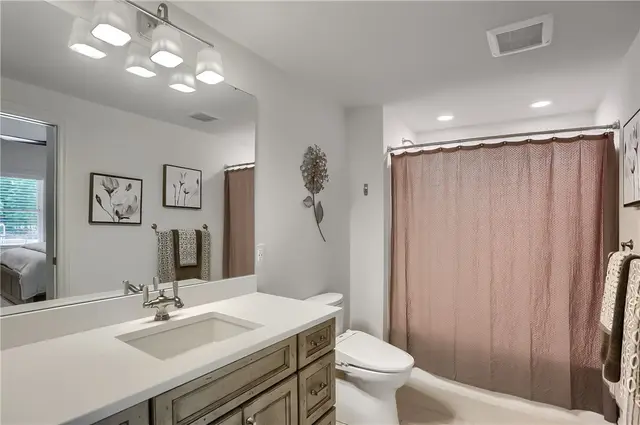 110 Miller Drive gallery image 39