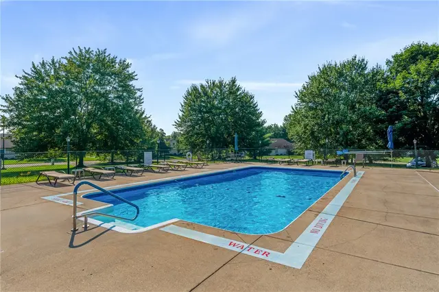 110 Steeplechase Cir gallery image 3