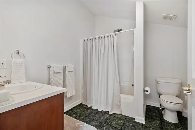 110 Steeplechase Cir gallery image 6