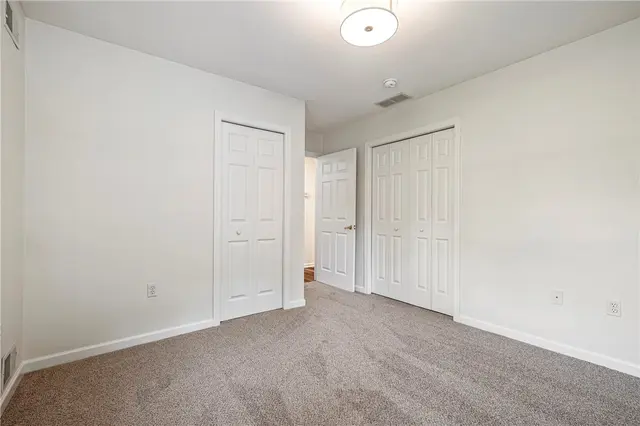 110 Steeplechase Cir gallery image 26