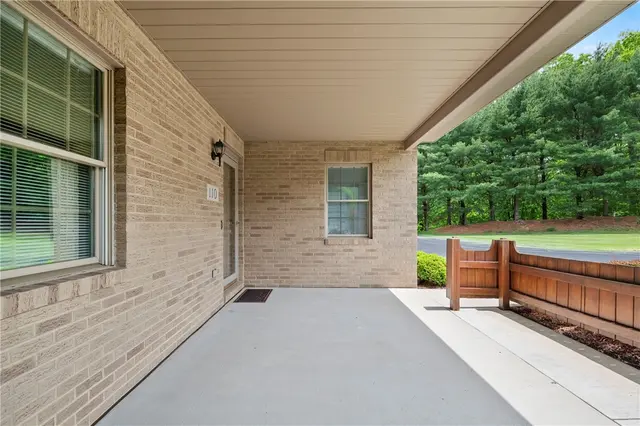 110 Steeplechase Cir gallery image 28