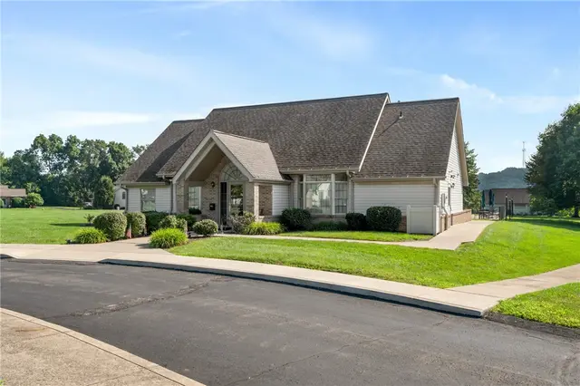 110 Steeplechase Cir gallery image 38