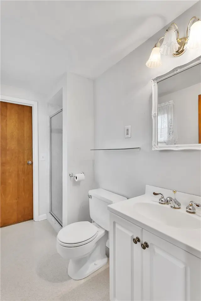1103 Covington Pl gallery image 37
