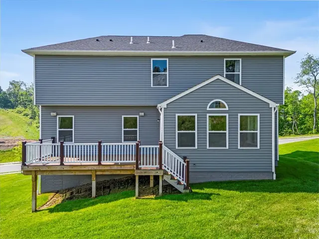 1103 Deerfield Drive gallery image 2
