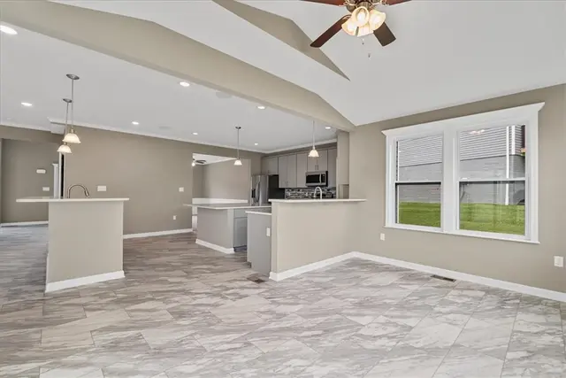 1103 Deerfield Drive gallery image 11