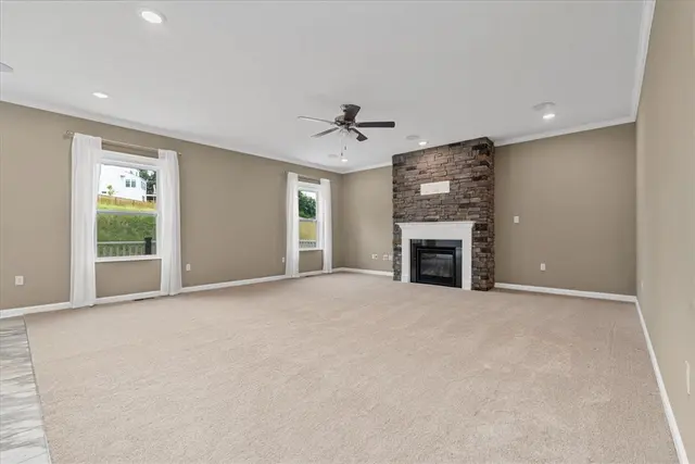 1103 Deerfield Drive gallery image 21