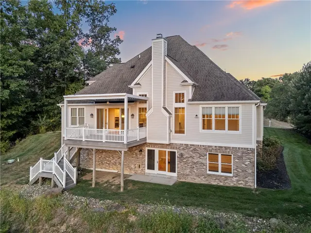 1104 Castletown Ct gallery image 7