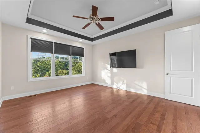 1104 Castletown Ct gallery image 16