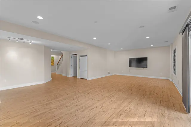 1104 Castletown Ct gallery image 46