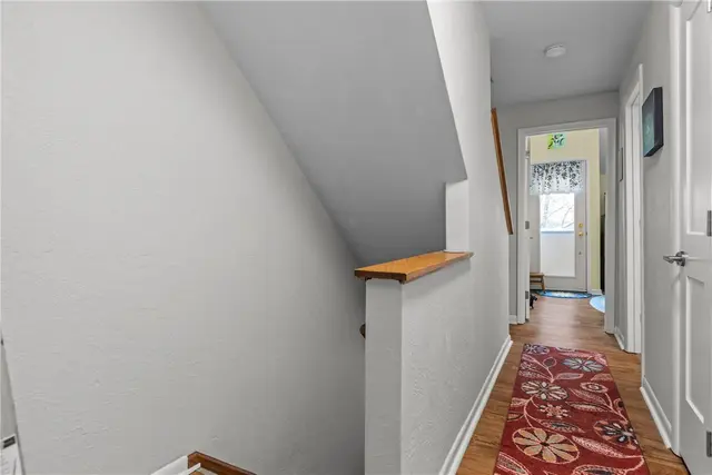1104 W Ridge Road gallery image 18