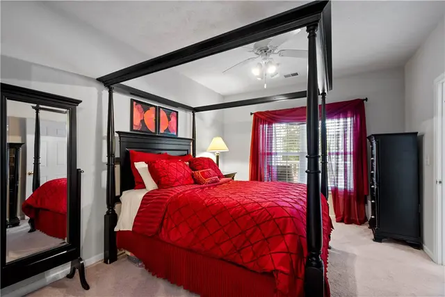1106 Prescott Pl gallery image 7